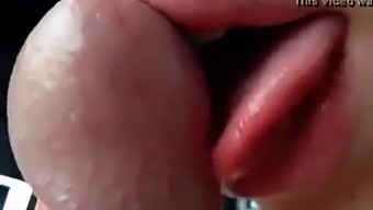 A Brilliant Blowjob From A Hot Girl Was Given By A Beautiful Friend.