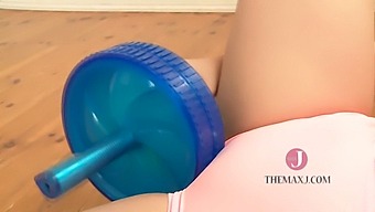 Yuri Nakajo'S Erotic Swimsuit And Big Breasts In This Hot Spring Video
