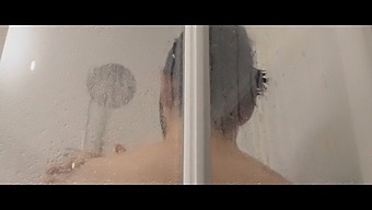 Mature Mom Gets Friendly In The Shower With Friends